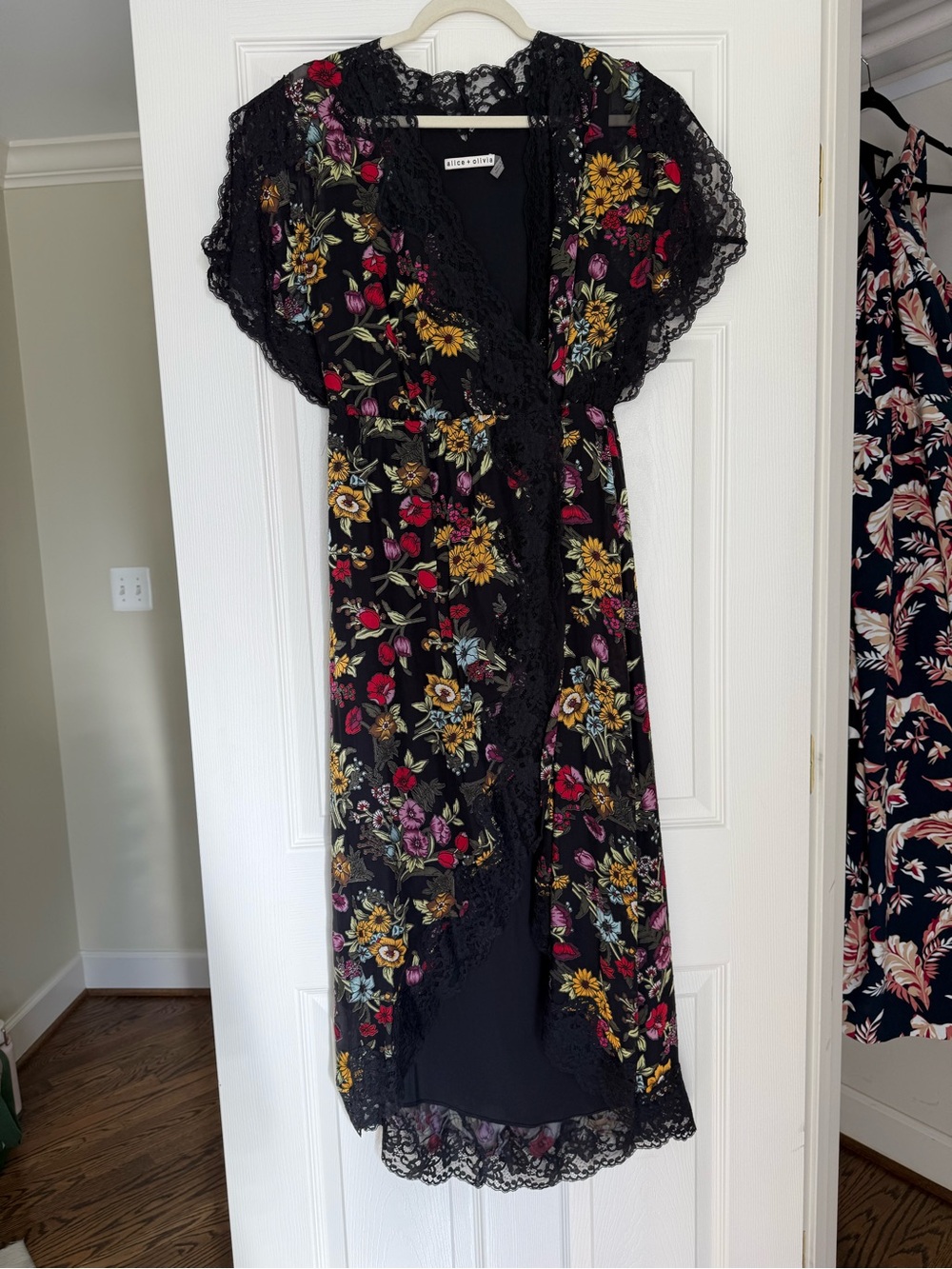 Alice + Olivia Black Floral Lace-Trim Midi Dress